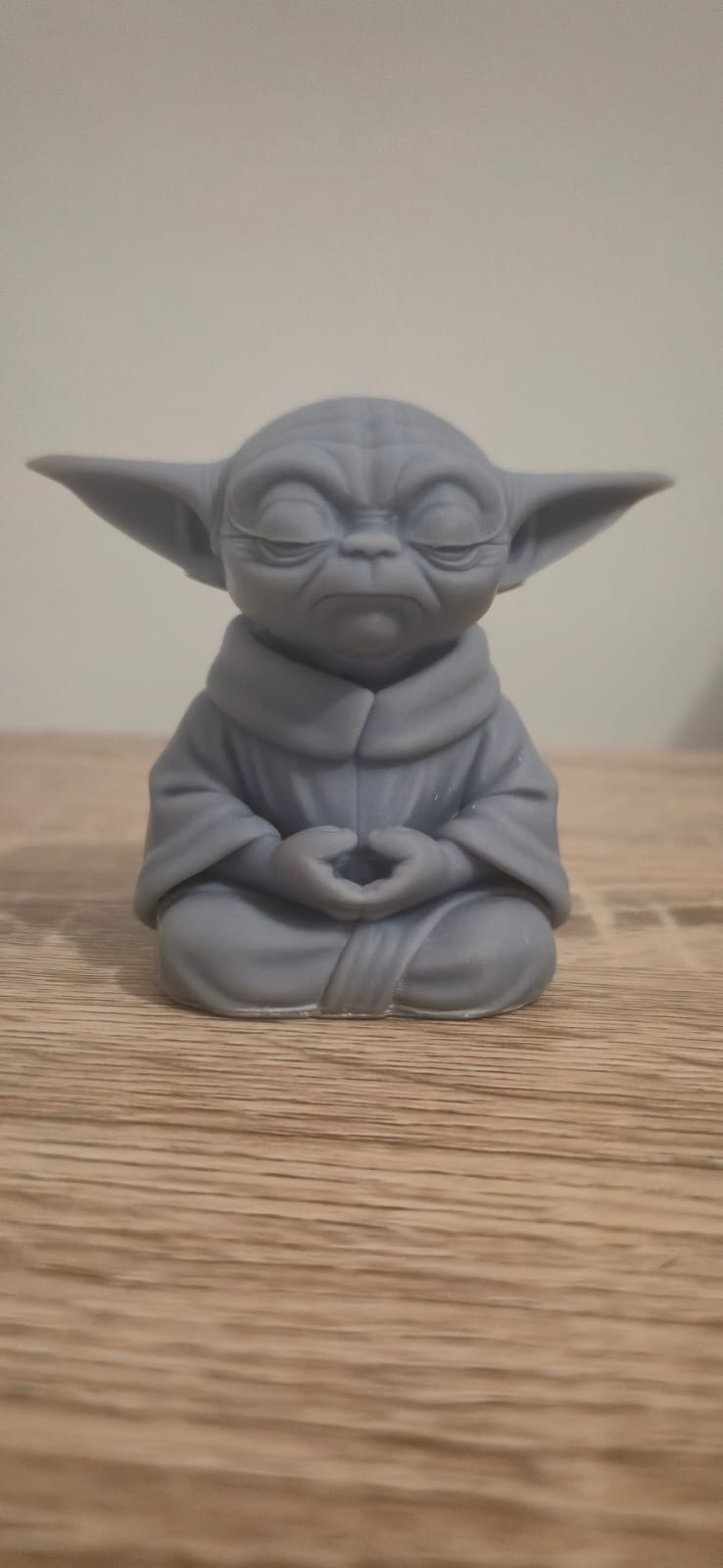 Yoda en méditation — figurine impression 3D résine Cannes Yves Bardou
